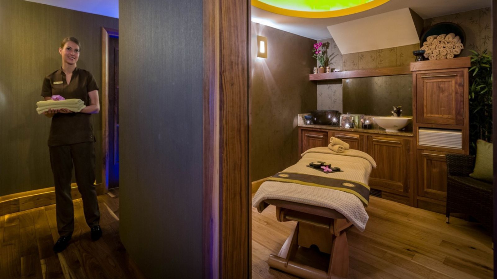 Spa Banner Massage 2