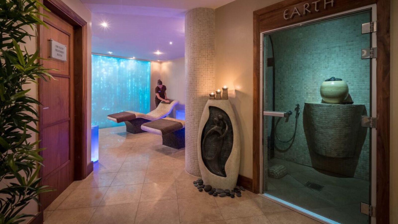 Spa Enquiry Form - 1600 x 900