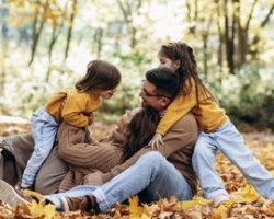 2-night bed & breakfast with dinner on one evening 